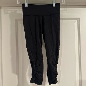 Lululemon Black Cropped Leggings
